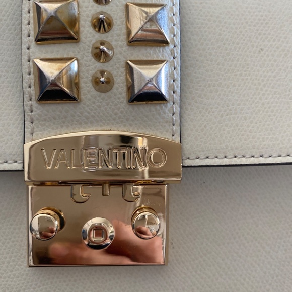 SOLD - Picture 2 of 11